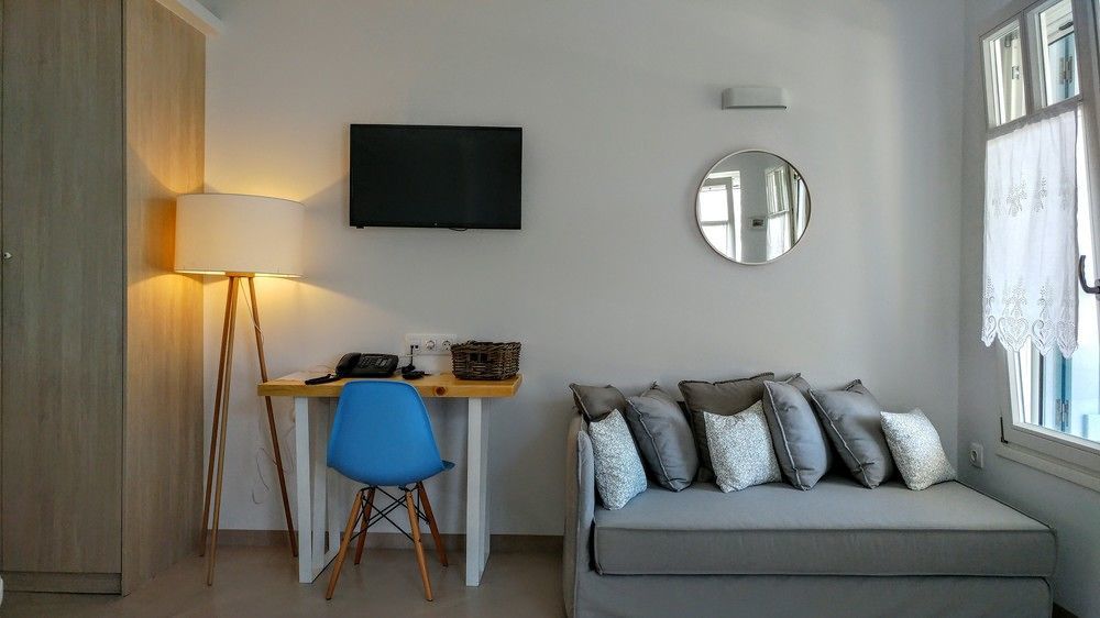 Anemomiloi Andros Hotel Bagian luar foto
