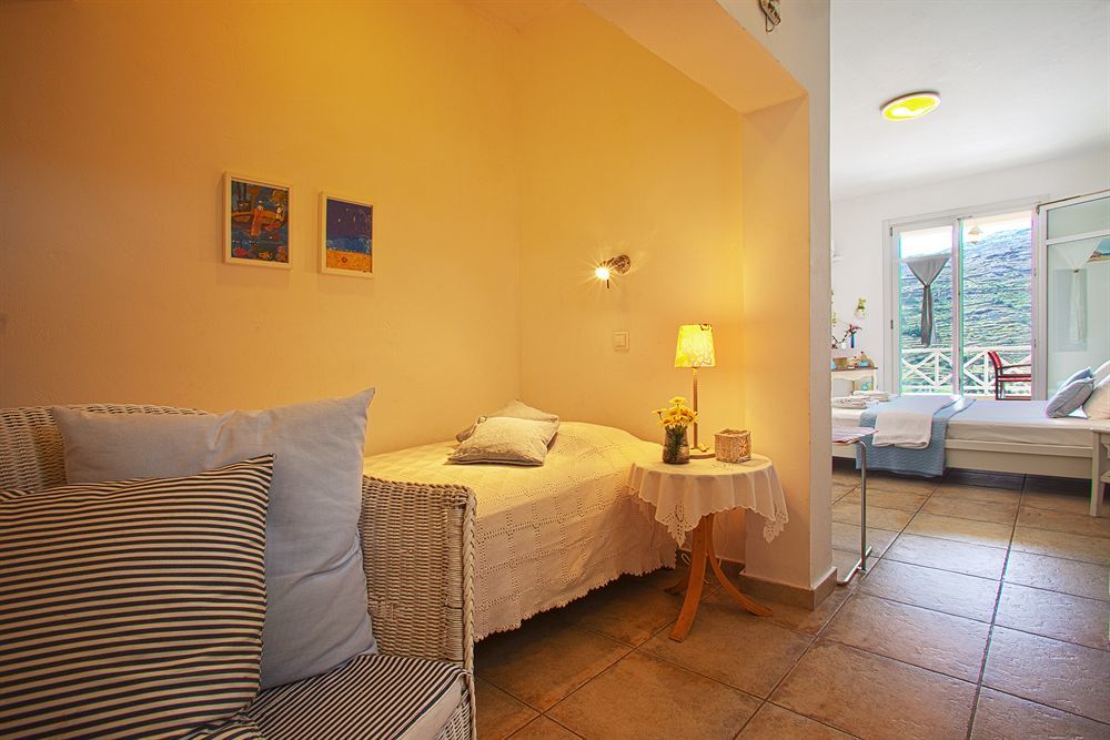 Anemomiloi Andros Hotel Bagian luar foto